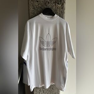 Balenciaga one size shirt